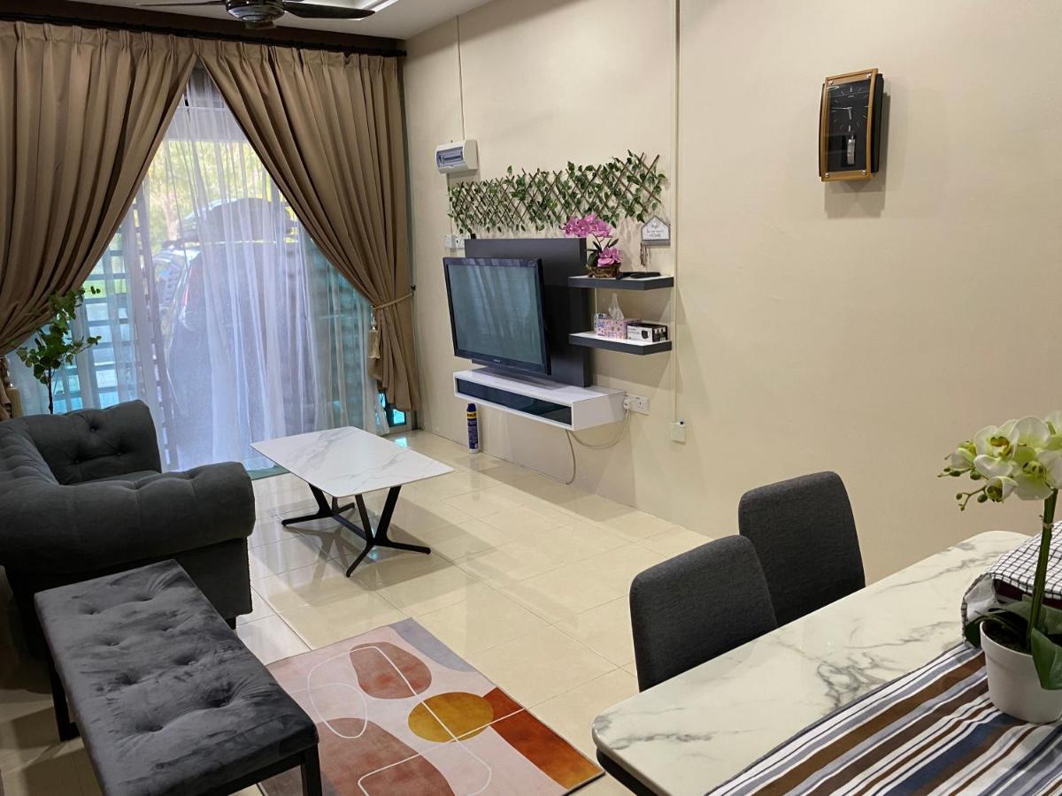 Ss De' Kelulut Apartment Marang